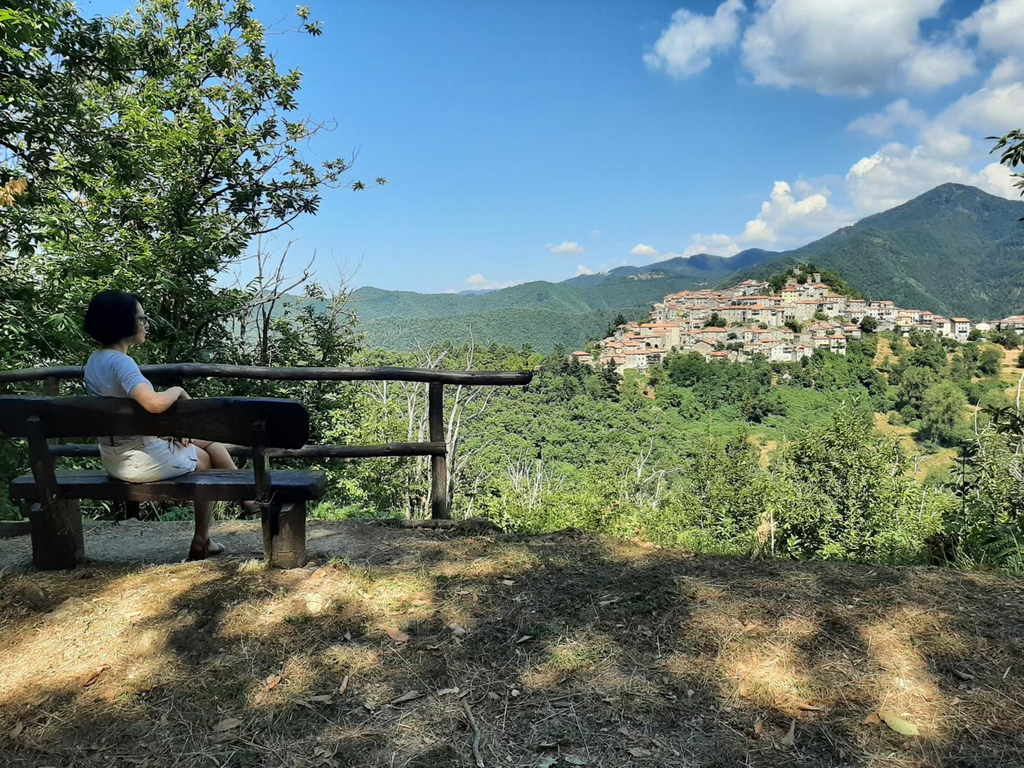 Deliziosa Casetta Sull'Appennino Toscano Montefegatesi Exterior foto